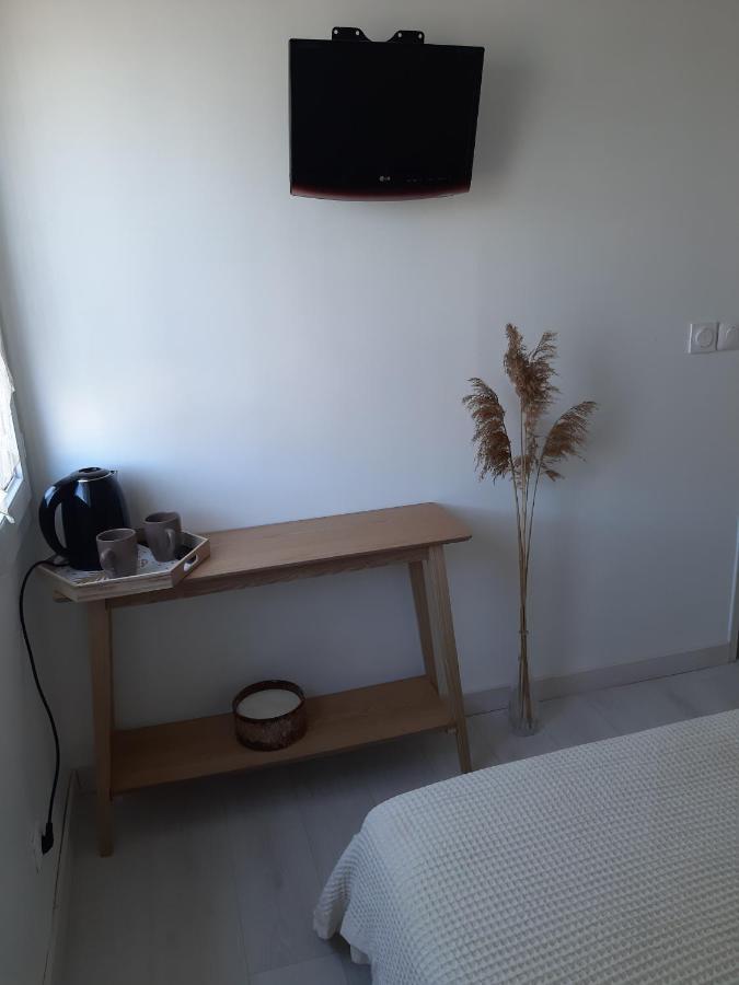 Bed and Breakfast La Casita Serignanaise - Apt T2 - Clim - Jardin Zewnętrze zdjęcie