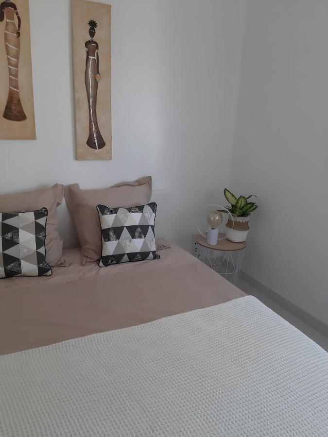 Bed and Breakfast La Casita Serignanaise - Apt T2 - Clim - Jardin Zewnętrze zdjęcie