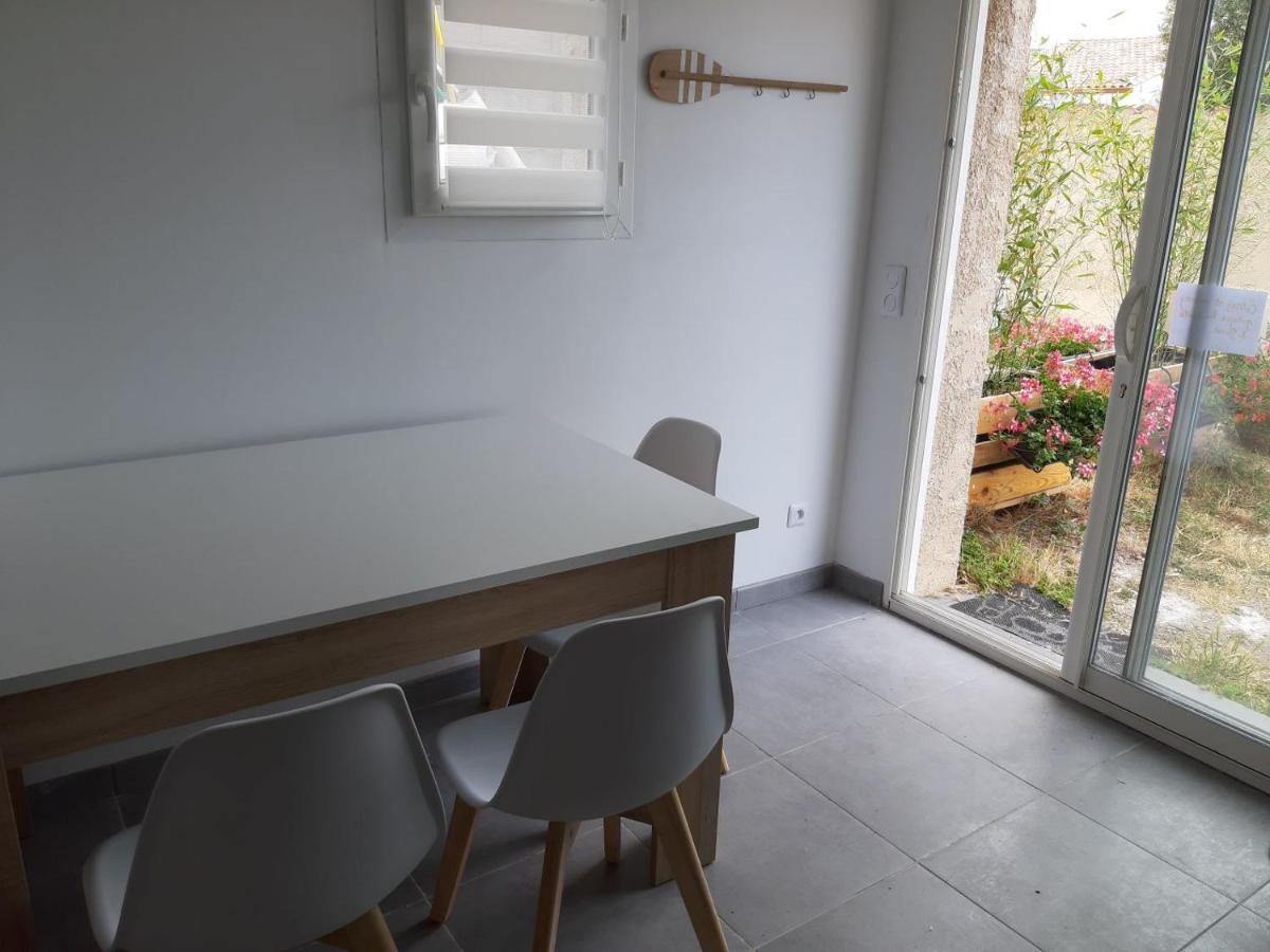 Bed and Breakfast La Casita Serignanaise - Apt T2 - Clim - Jardin Zewnętrze zdjęcie